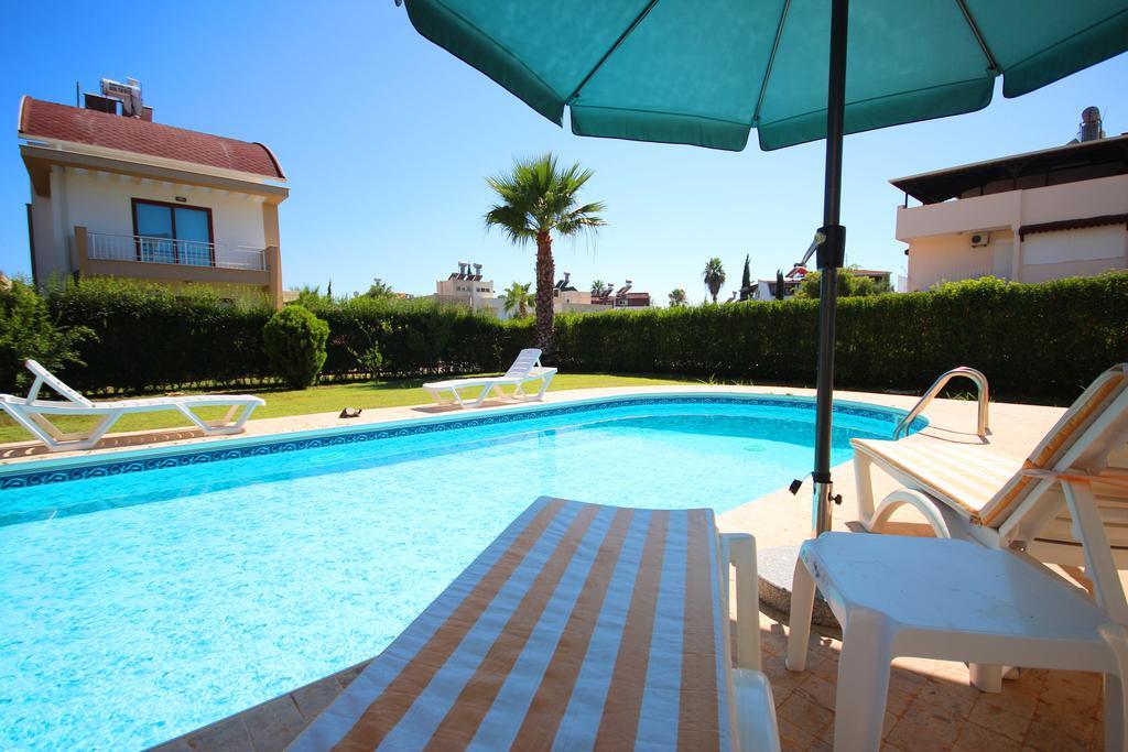 Paradise Town Villa Daisy Belek Esterno foto